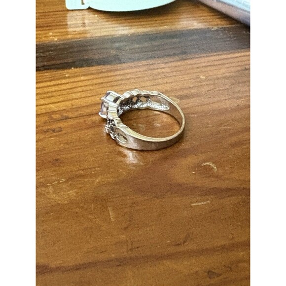 Sterling Silver Amethyst Ring Womens Size 9 Beautiful - Picture 3 of 11